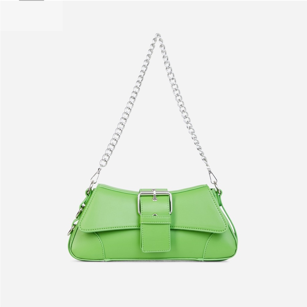 Trendy Green shoulder bag with chain strap